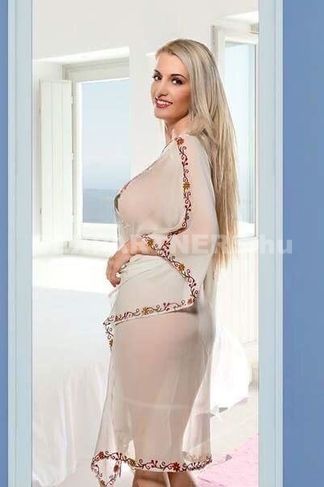 Debrecen, 35 éves escort, Mercedes